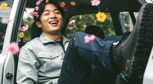 「腰が痛い」は運転の敵！プロドライバーが教える「座り方革命」