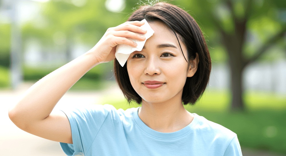 夏の汗・ニオイ対策！女性ドライバーが愛用するアイテム
